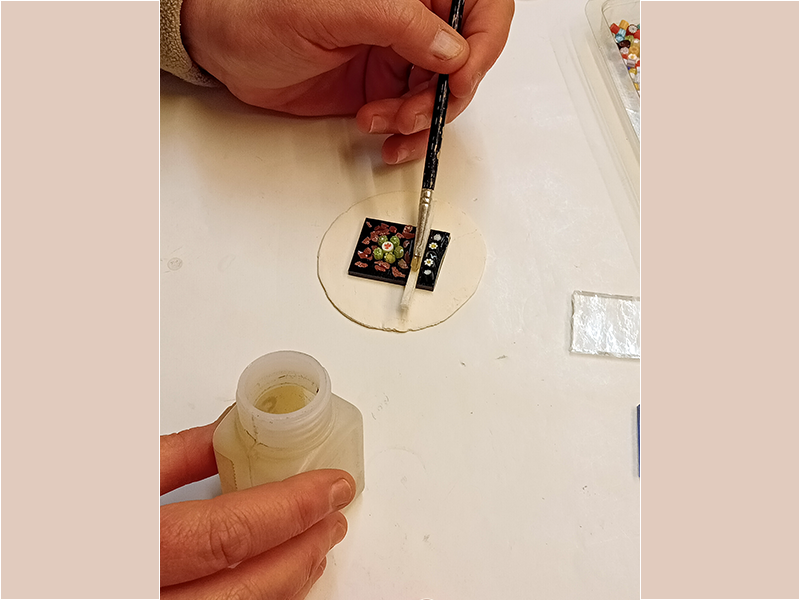vetrofusione - sistemazione della colla